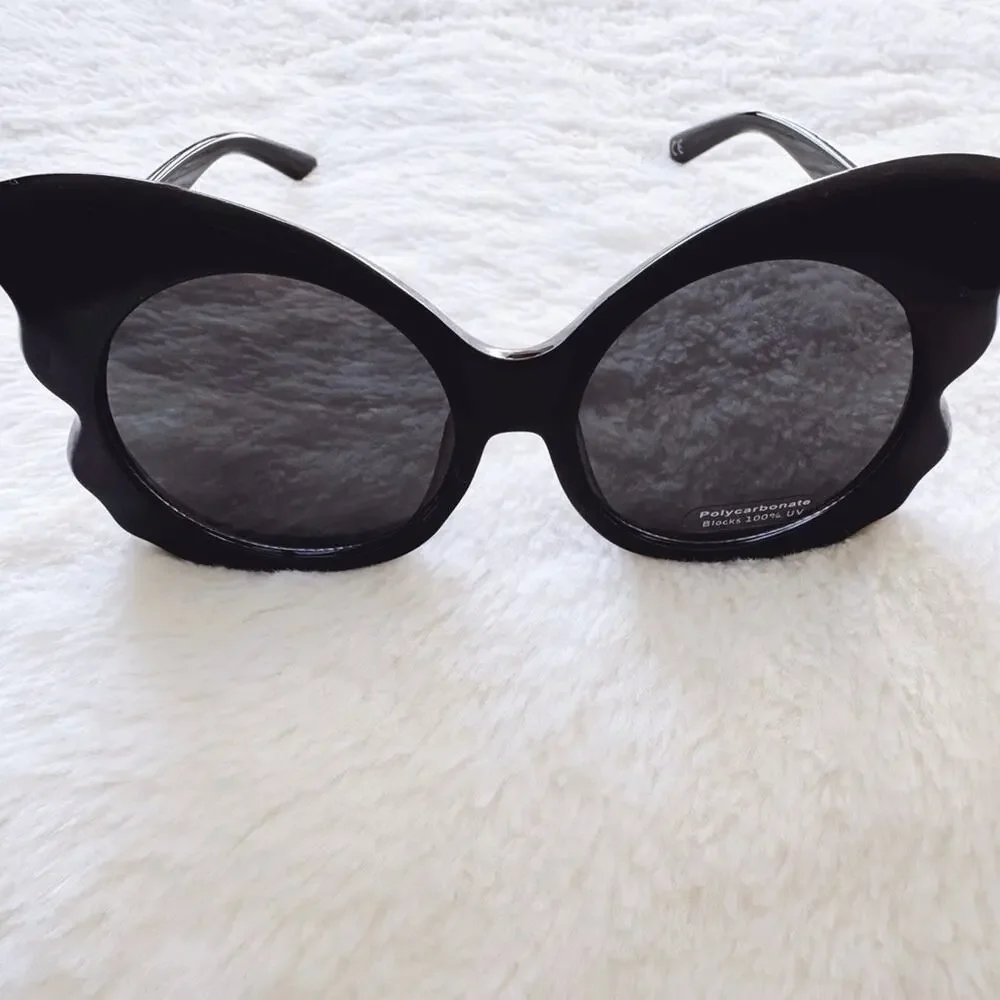Eliza Black Butterfly-shaped Sunglasses
